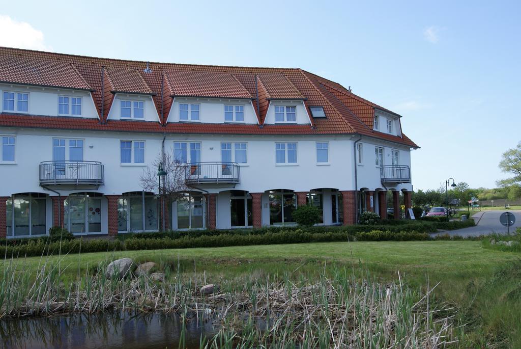 Rondell An Der Jasmund-Therme Neddesitz Exterior photo