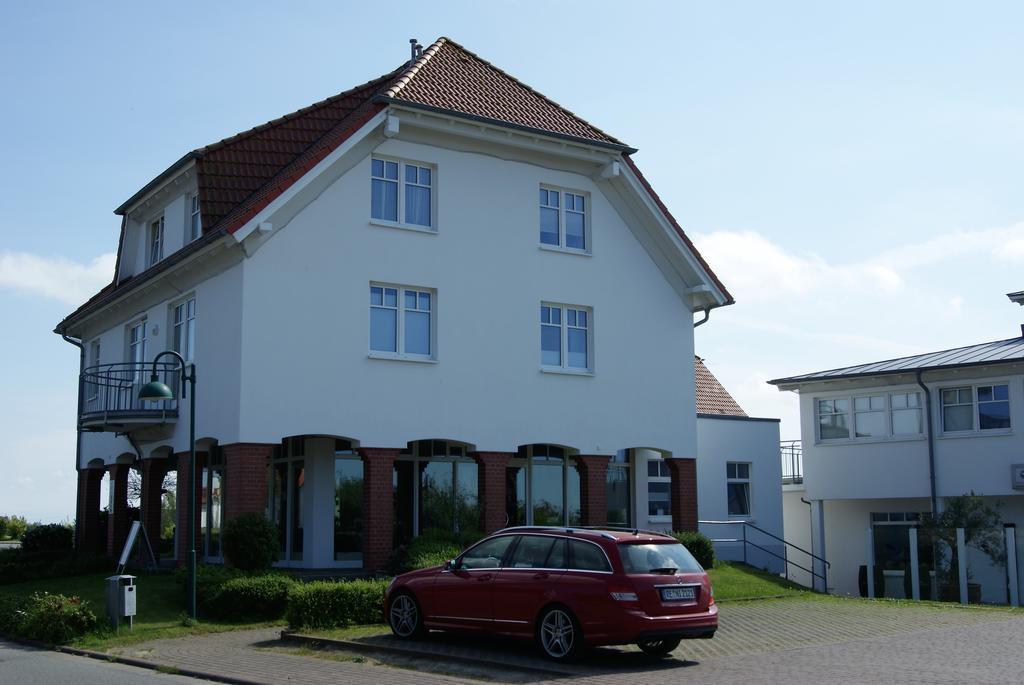 Rondell An Der Jasmund-Therme Neddesitz Exterior photo