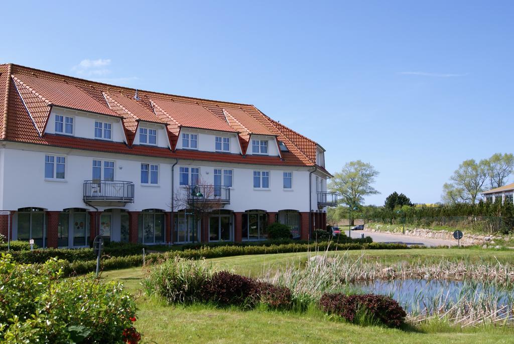 Rondell An Der Jasmund-Therme Neddesitz Exterior photo